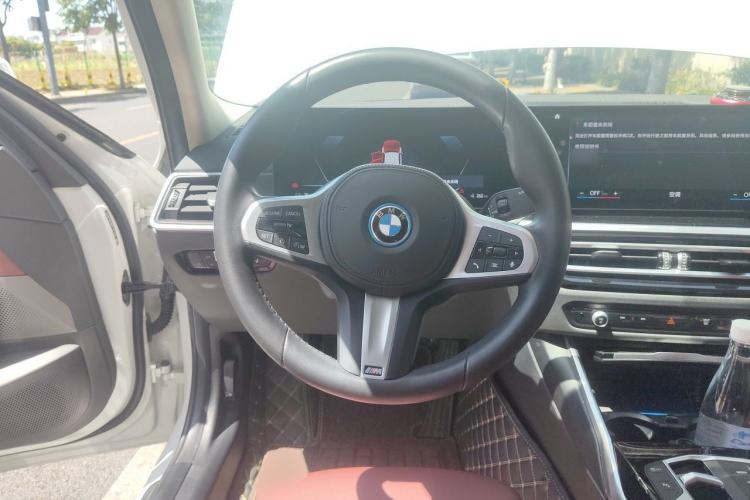 Used BMW i3 2022 eDrive 35 L Steering Wheel