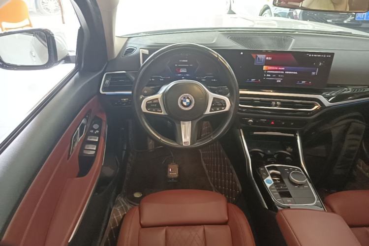 Used BMW i3 2022 eDrive 35 L Steering Wheel