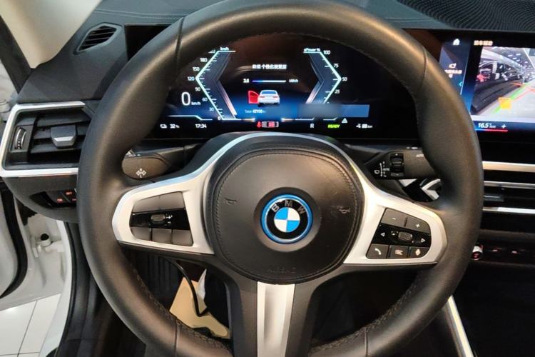 Used BMW i3 2022 eDrive 35 L Steering Wheel