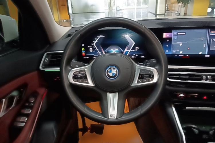Used BMW i3 2022 eDrive 35 L Steering Wheel
