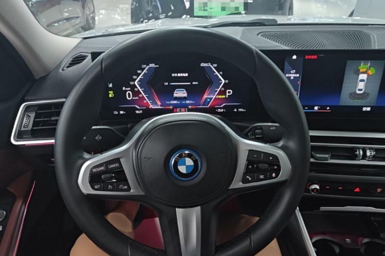 Used BMW i3 2022 eDrive 35 L Steering Wheel