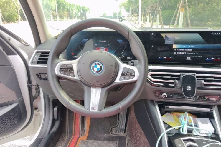 Used BMW i3 2022 eDrive 35 L Steering Wheel