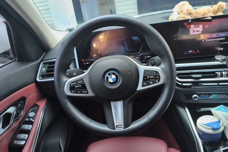 Used BMW i3 2022 eDrive 35 L Steering Wheel