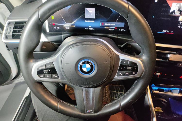 Used BMW i3 2022 eDrive 35 L Steering Wheel