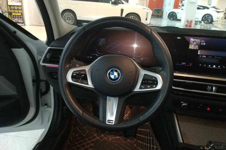 Used BMW i3 2022 eDrive 35 L Steering Wheel
