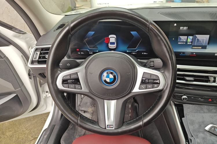 Used BMW i3 2022 eDrive 35 L Steering Wheel