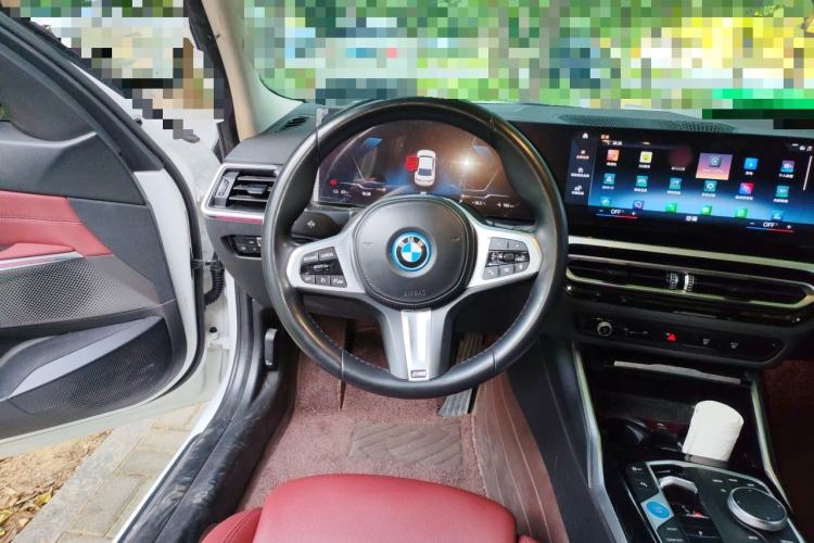 Used BMW i3 2022 eDrive 35 L Steering Wheel