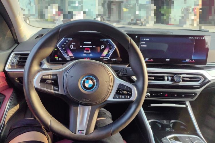 Used BMW i3 2022 eDrive 35 L Steering Wheel