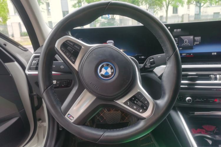 Used BMW i3 2022 eDrive 35 L Steering Wheel