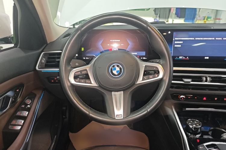 Used BMW i3 2022 eDrive 35 L Steering Wheel