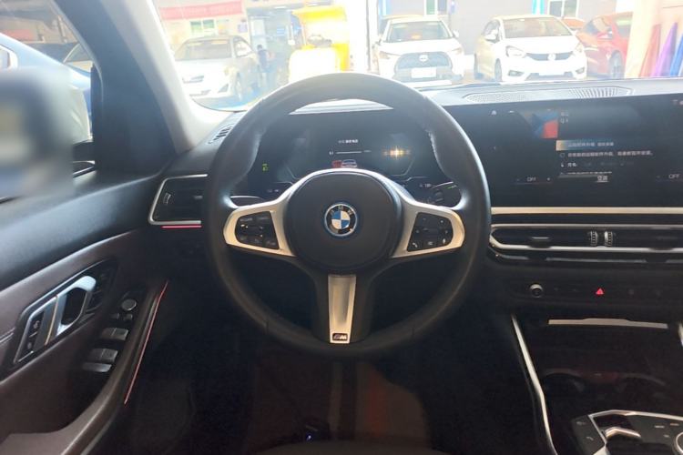 Used BMW i3 2022 eDrive 35 L Steering Wheel