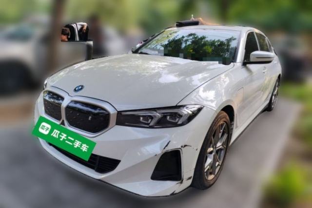 Ojetý BMW i3 2022 eDrive 35 L