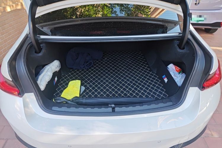 Used BMW i3 2022 eDrive 35 L Trunk