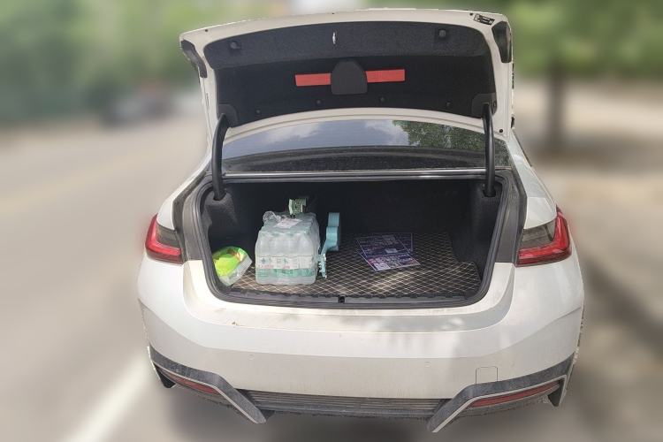 Used BMW i3 2022 eDrive 35 L Trunk