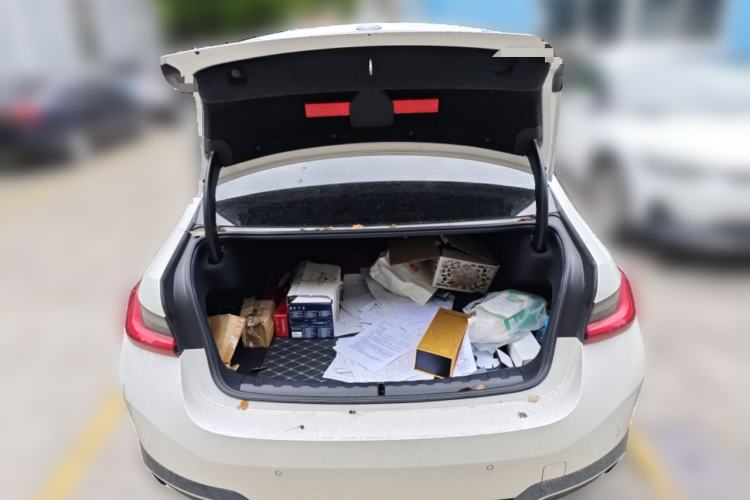 Used BMW i3 2022 eDrive 35 L Trunk