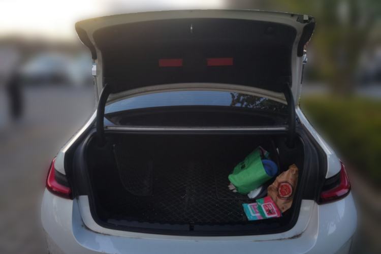 Used BMW i3 2022 eDrive 35 L Trunk