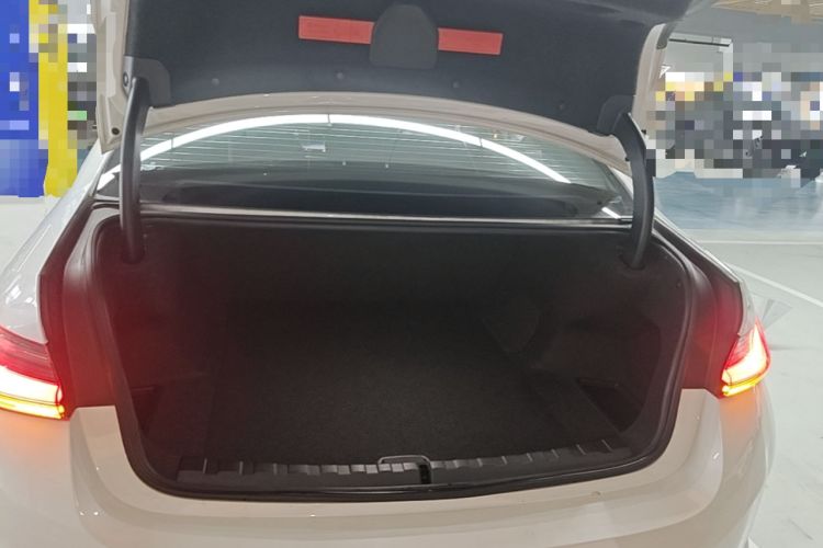 Used BMW i3 2022 eDrive 35 L Trunk