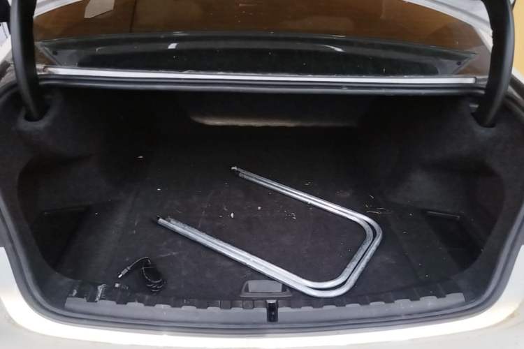 Used BMW i3 2022 eDrive 35 L Trunk