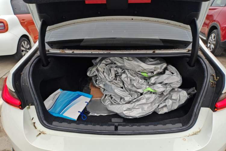 Used BMW i3 2022 eDrive 35 L Trunk