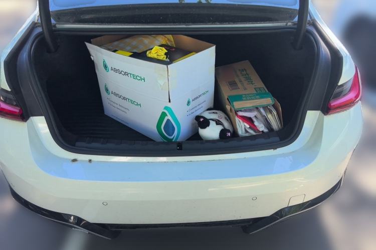 Used BMW i3 2022 eDrive 35 L Trunk