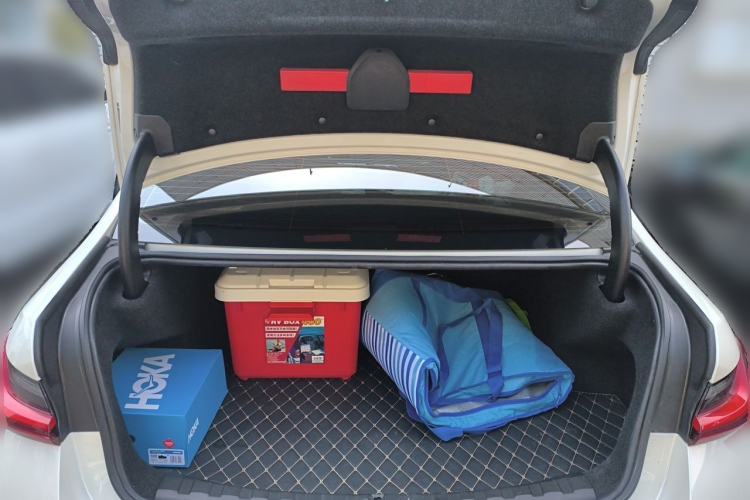 Used BMW i3 2022 eDrive 35 L Trunk
