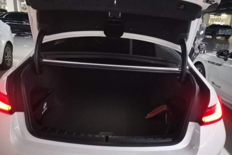 Used BMW i3 2022 eDrive 35 L Trunk