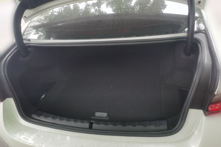 Used BMW i3 2022 eDrive 35 L Trunk