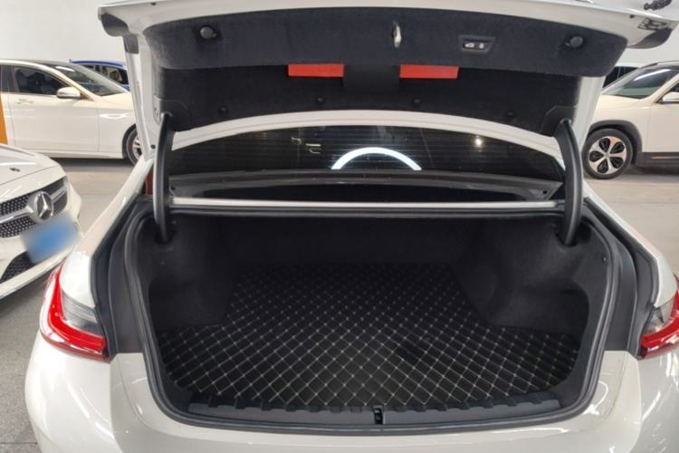 Used BMW i3 2022 eDrive 35 L Trunk