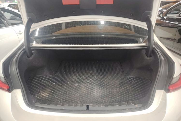 Used BMW i3 2022 eDrive 35 L Trunk