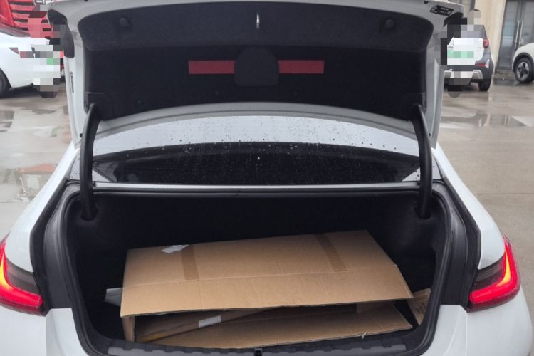 Used BMW i3 2022 eDrive 35 L Trunk