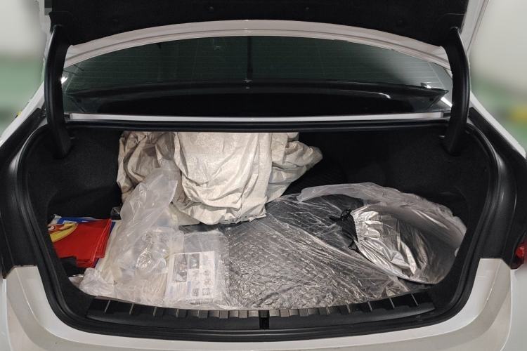 Used BMW i3 2022 eDrive 35 L Trunk