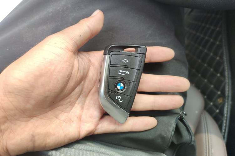 Used BMW i3 2022 eDrive 35 L Vehicle Key