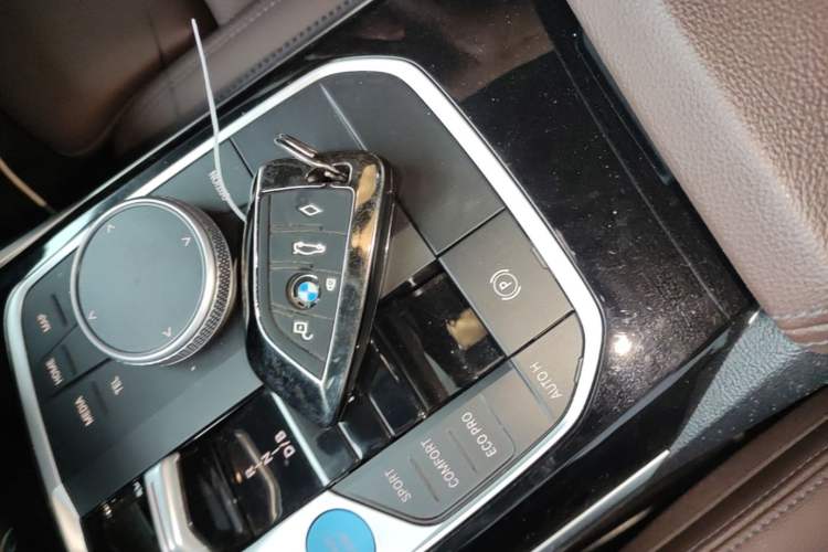 Used BMW i3 2022 eDrive 35 L Vehicle Key