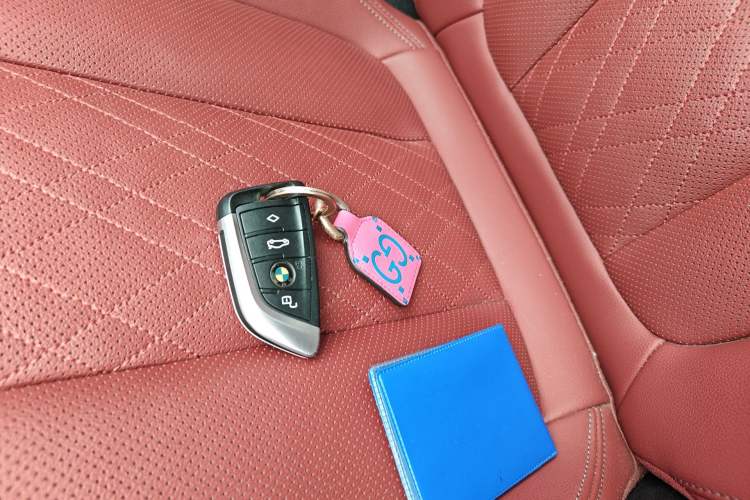 Used BMW i3 2022 eDrive 35 L Vehicle Key