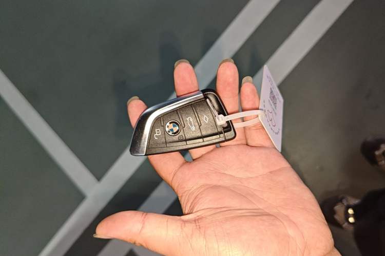 Used BMW i3 2022 eDrive 35 L Vehicle Key