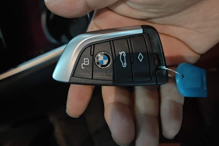 Used BMW i3 2022 eDrive 35 L Vehicle Key