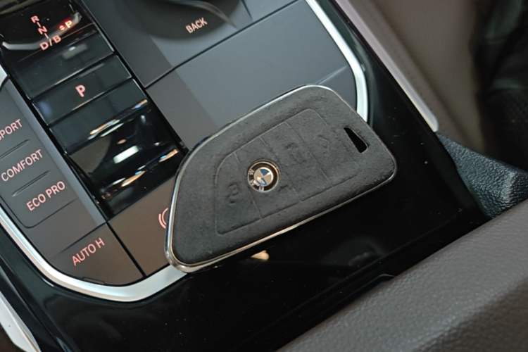 Used BMW i3 2022 eDrive 35 L Vehicle Key