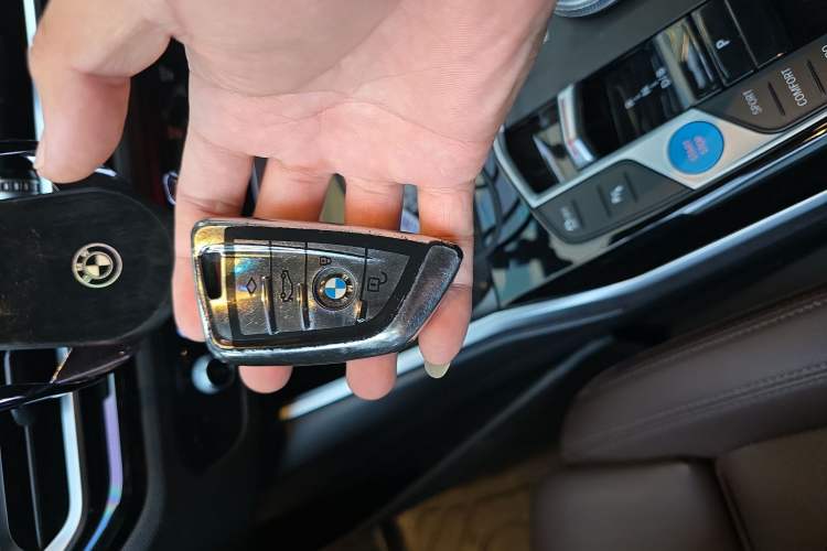 Used BMW i3 2022 eDrive 35 L Vehicle Key