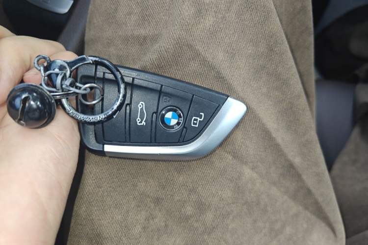 Used BMW i3 2022 eDrive 35 L Vehicle Key