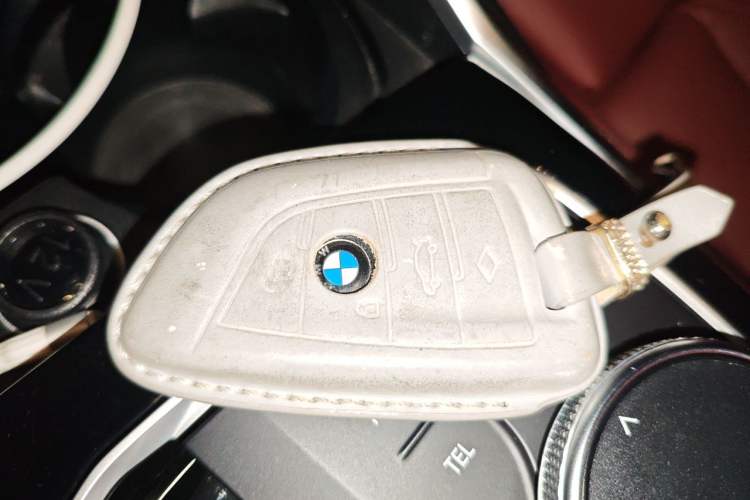 Used BMW i3 2022 eDrive 35 L Vehicle Key