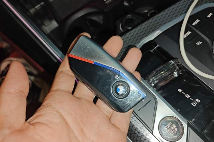 Used BMW i3 2022 eDrive 35 L Vehicle Key
