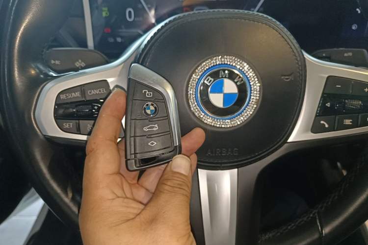 Used BMW i3 2022 eDrive 35 L Vehicle Key