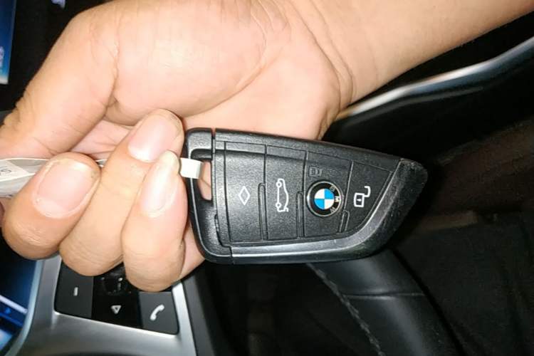 Used BMW i3 2022 eDrive 35 L Vehicle Key