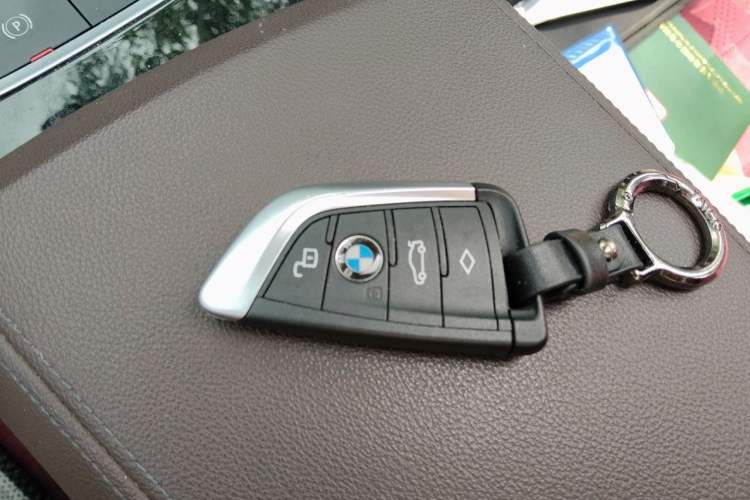 Used BMW i3 2022 eDrive 35 L Vehicle Key