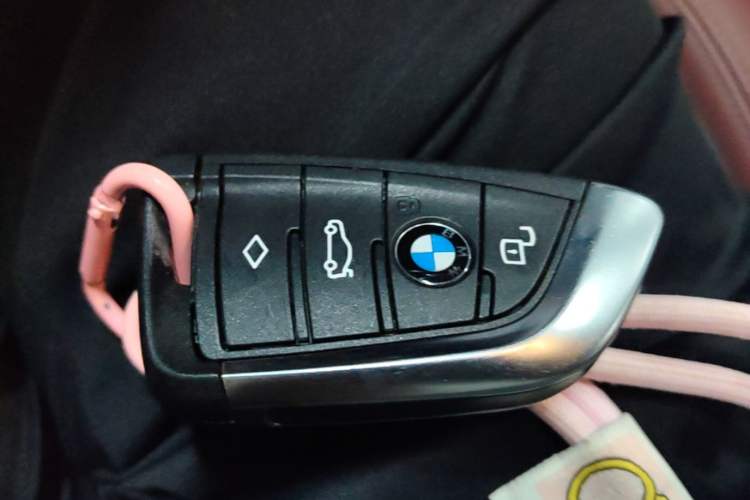 Used BMW i3 2022 eDrive 35 L Vehicle Key