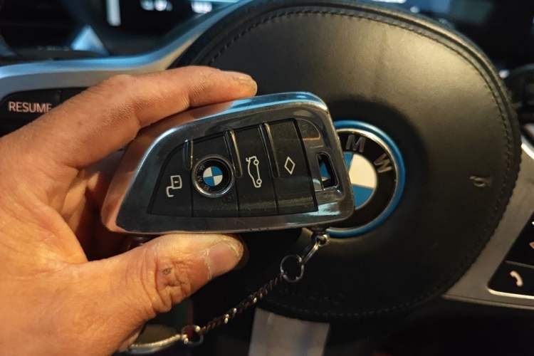 Used BMW i3 2022 eDrive 35 L Vehicle Key