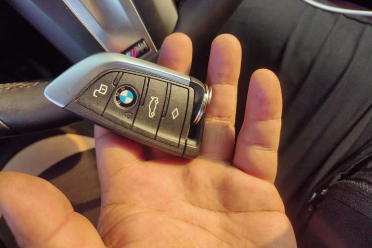 Used BMW i3 2022 eDrive 35 L Vehicle Key