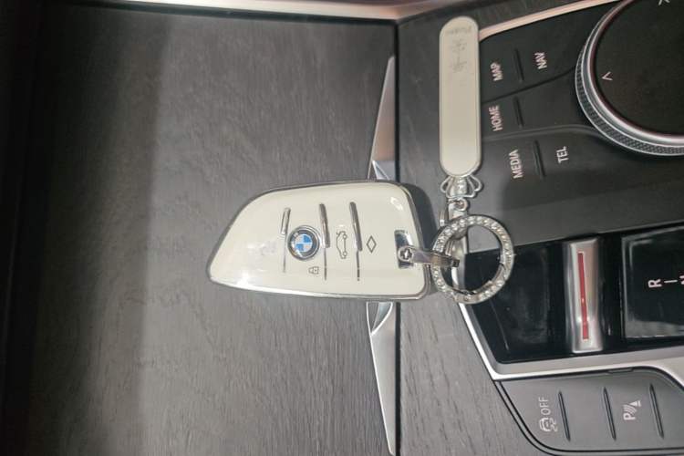 Used BMW i3 2022 eDrive 35 L Vehicle Key