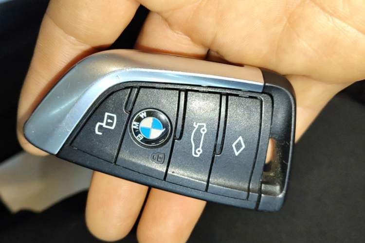 Used BMW i3 2022 eDrive 35 L Vehicle Key