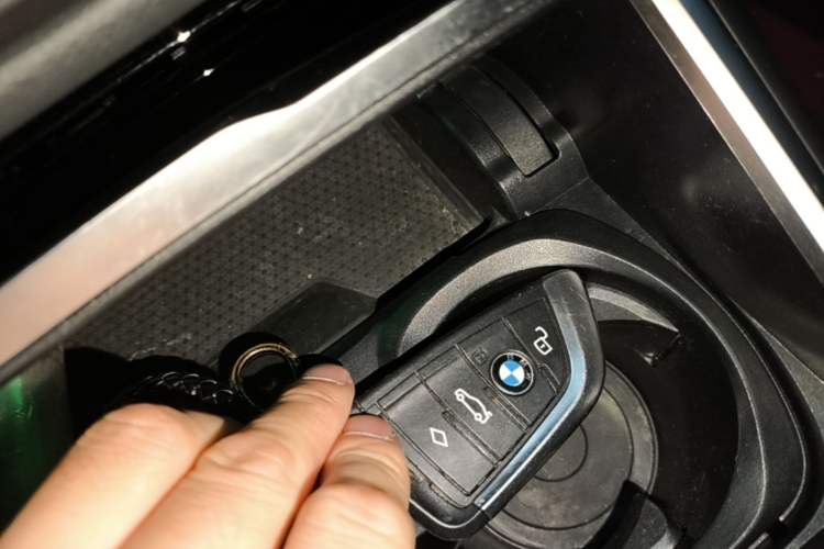 Used BMW i3 2022 eDrive 35 L Vehicle Key